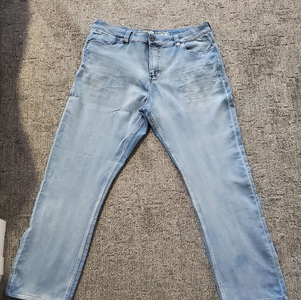 Bauhaus Straight Fit Jeans